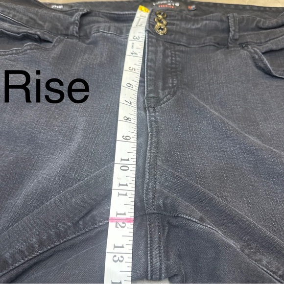 Torrid Jeggings Premium Stretch Distressed Washed Black Sz22R - Picture 8 of 9